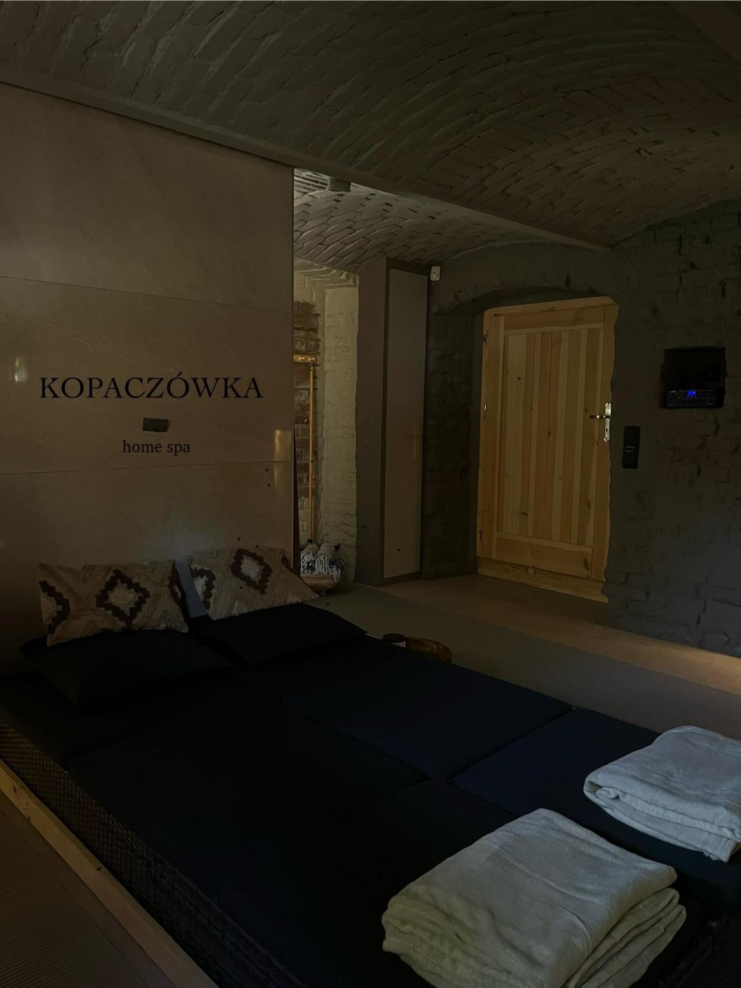Klimatyczny Dom Kopaczowka Przytulna Miejscowka Z Kominkiem, Sauna I Ogrodem U Podnoza Gor Stolowych Radkow Exterior photo
